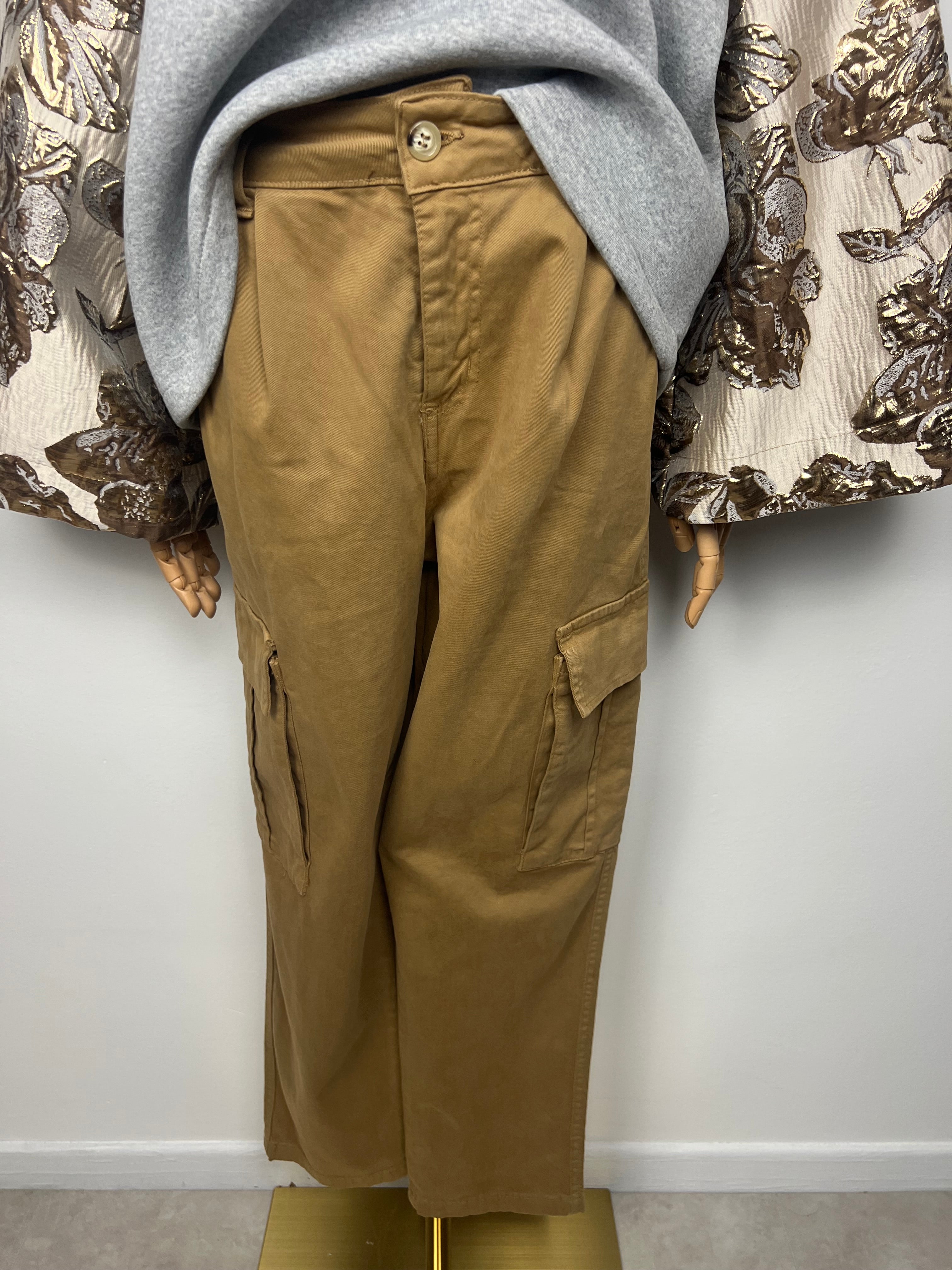 Pantalone cargo