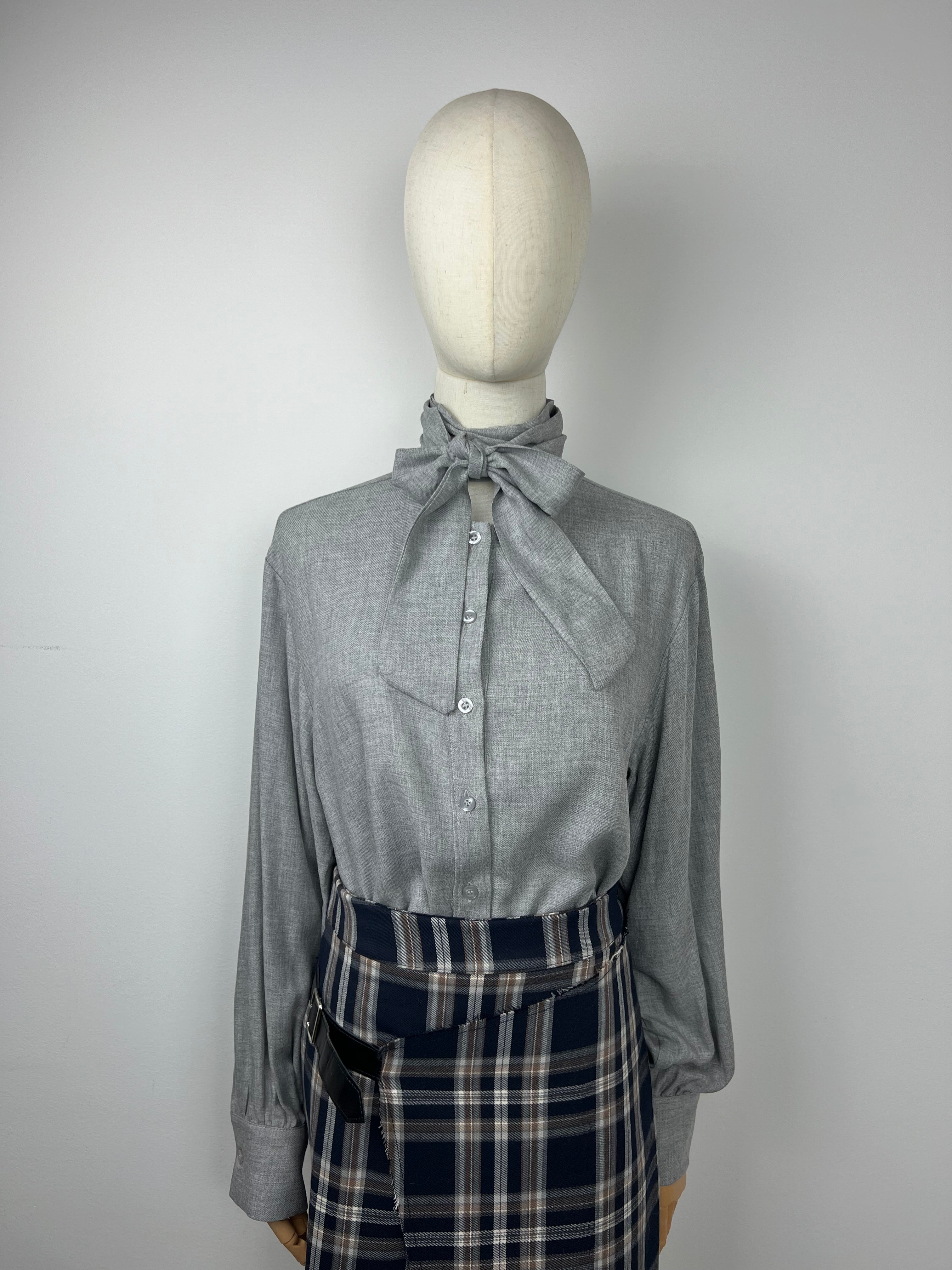 Camicia con fiocco